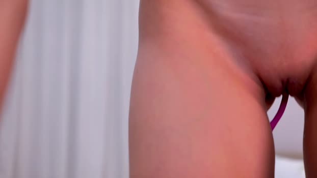 entya suckshow Webcam SHOW @ Chaturbate 05-12-2025