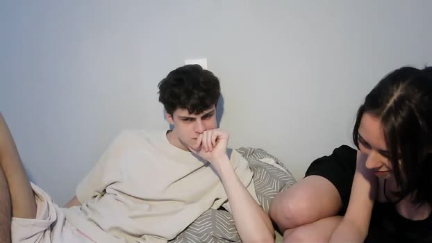 valesios sexykitty Webcam SHOW @ Chaturbate 07-12-2025
