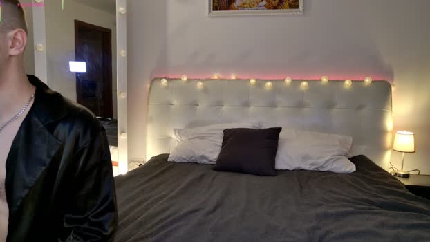 lust4elise kissing Webcam SHOW @ Chaturbate 10-12-2025