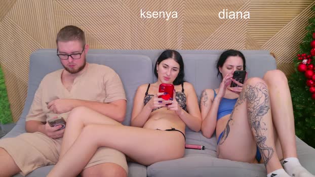 ksenyahot bigtoys Webcam SHOW @ Chaturbate 11-12-2025