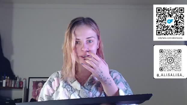alismoona Show Webcam SHOW @ Chaturbate 15-12-2025