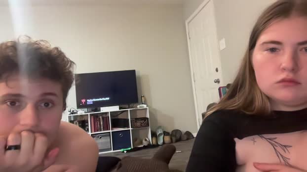 twinfl4m3ss playtime Webcam SHOW @ Chaturbate 17-12-2025