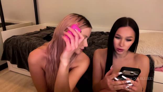 doublesees lick Webcam SHOW @ Chaturbate 18-12-2025