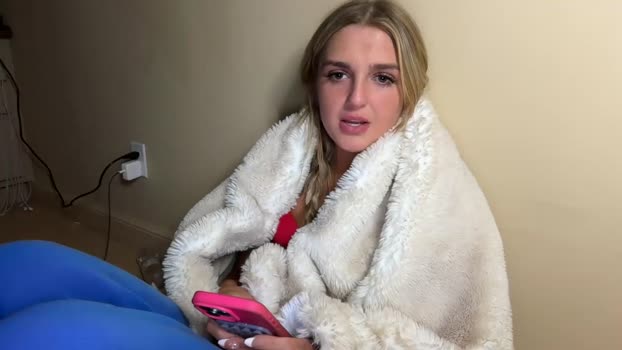 alyssastonee legs Webcam SHOW @ Chaturbate 20-12-2025