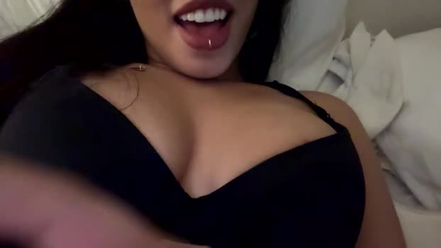 chrislayo fuckpussy Webcam SHOW @ Chaturbate 21-12-2025