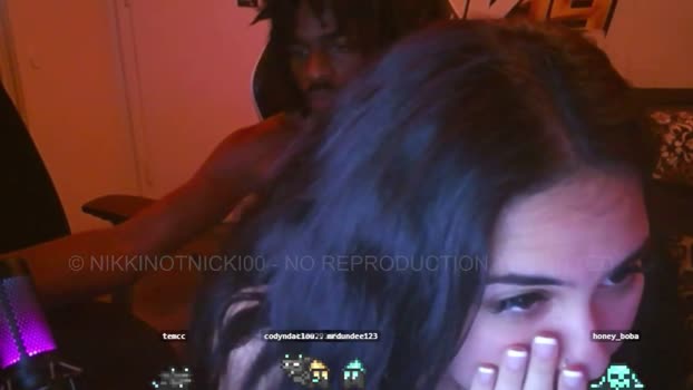 nikkinotnicki00 Topless Webcam SHOW @ Chaturbate 22-12-2025