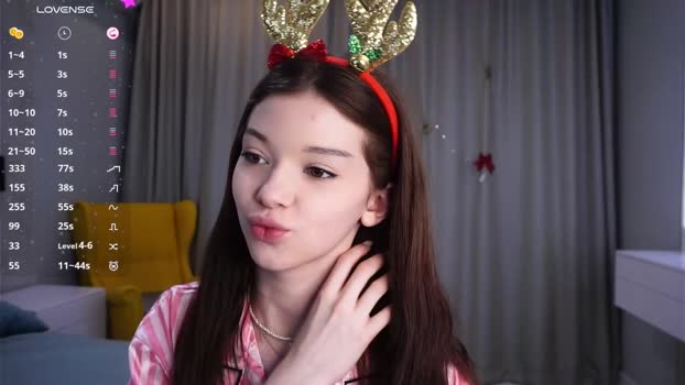 skyeriehm playtime Webcam SHOW @ Chaturbate 22-12-2025