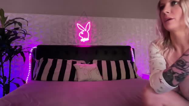 ari_02 fuck Webcam SHOW @ Chaturbate 24-12-2025
