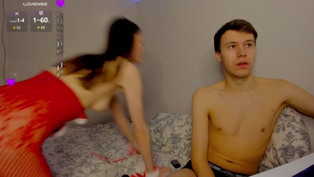 holybabe342 show Webcam SHOW @ Chaturbate 24-12-2025