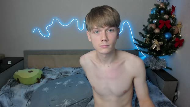 olvr_zoolander Wet Webcam SHOW @ Chaturbate 25-12-2025