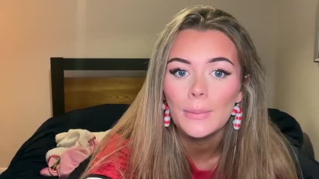 taliavaine kissing Webcam SHOW @ Chaturbate 26-12-2025