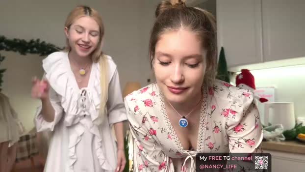 oops_my_english hot Webcam SHOW @ Chaturbate 27-12-2025