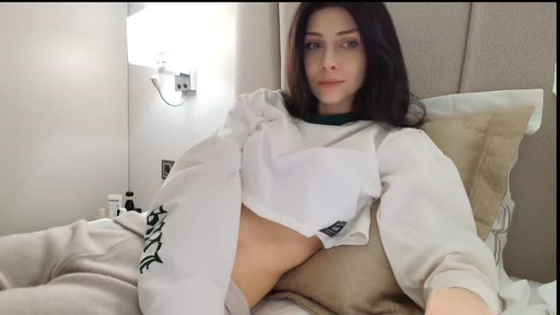 milla_bella squirt Webcam SHOW @ Chaturbate 29-12-2025