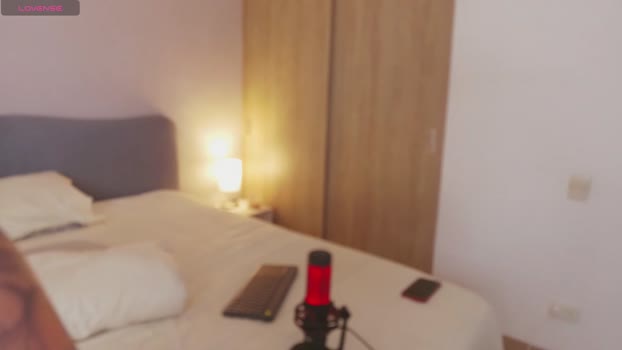 soffiabigass orgasm Webcam SHOW @ Chaturbate 30-12-2025