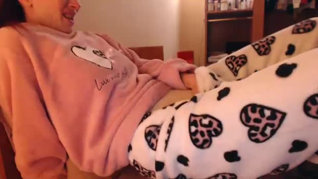 andrasweetie Show Webcam SHOW @ Chaturbate 31-12-2025