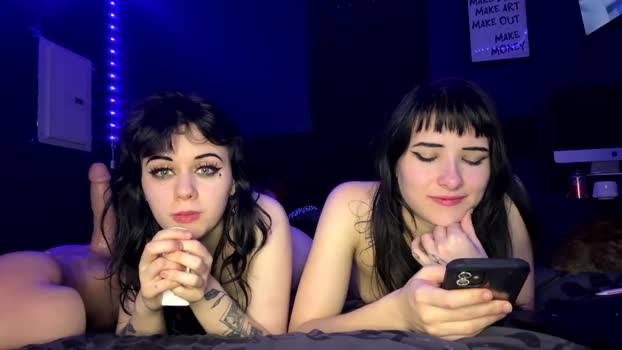 ravyn_nyx squirt Webcam SHOW @ Chaturbate 01-01-2026
