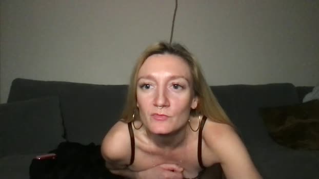 sex_drungs_and_plugs cute Webcam SHOW @ Chaturbate 31-12-2025