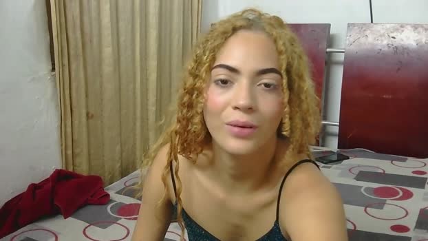 luna_feer Topless Webcam SHOW @ Chaturbate 02-01-2026