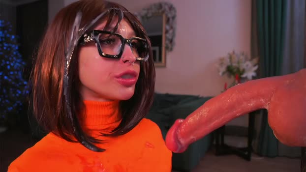 karolinedeep_love suckshow Webcam SHOW @ Chaturbate 02-01-2026