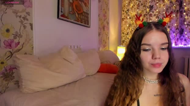 bedroomvhs fuckass Webcam SHOW @ Chaturbate 04-01-2026