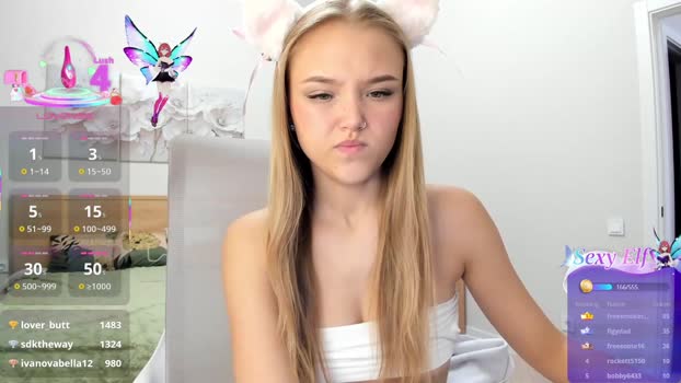 flooora_0 suckshow Webcam SHOW @ Chaturbate 04-01-2026