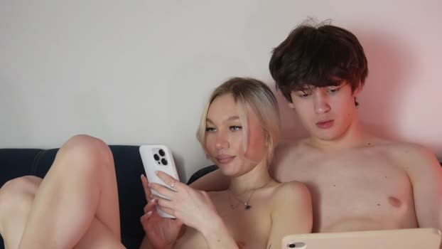 wladilia sexybody Webcam SHOW @ Chaturbate 04-01-2026
