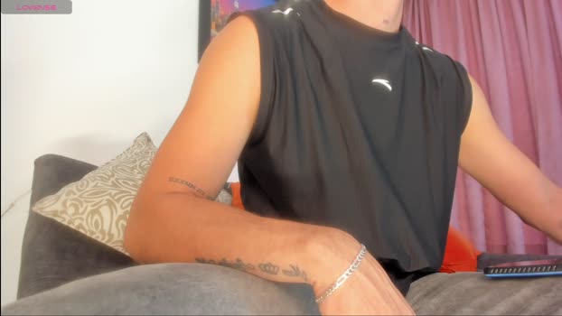 joelandalexa toys Webcam SHOW @ Chaturbate 04-01-2026