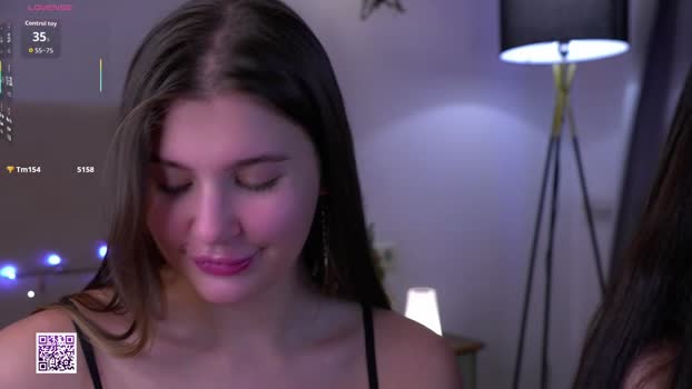 vivid_girls toy Webcam SHOW @ Chaturbate 05-01-2026
