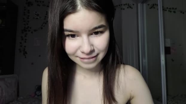 sladkoezka strip Webcam SHOW @ Chaturbate 07-01-2026