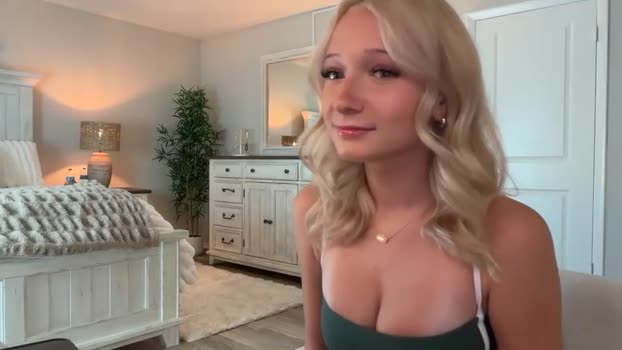 roxyrain2736 lick Webcam SHOW @ Chaturbate 08-01-2026