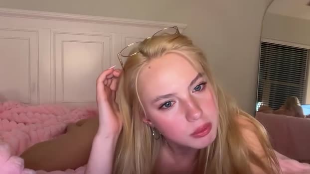 vixenvictoriaa Pretty Webcam SHOW @ Chaturbate 14-01-2026