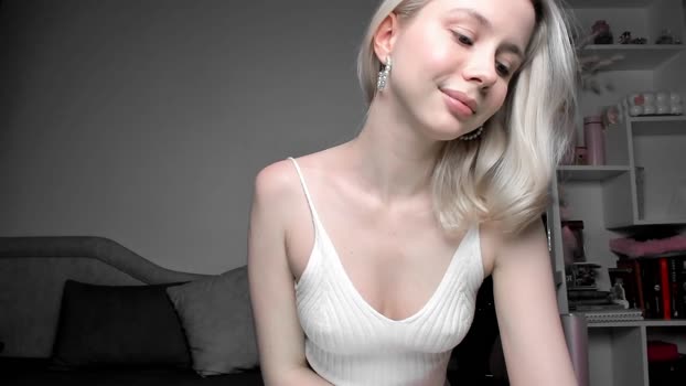 hi_popsy show Webcam SHOW @ Chaturbate 18-01-2026