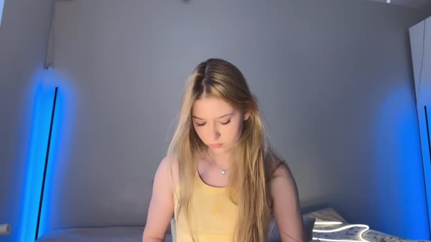 kittyloffe Wet Webcam SHOW @ Chaturbate 19-01-2026