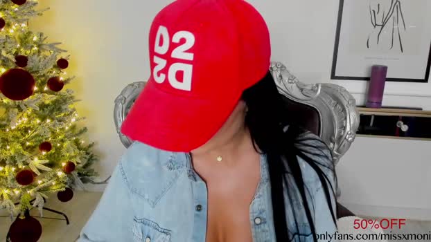 moniqueeass Download Webcam SHOW @ Chaturbate 19-01-2026