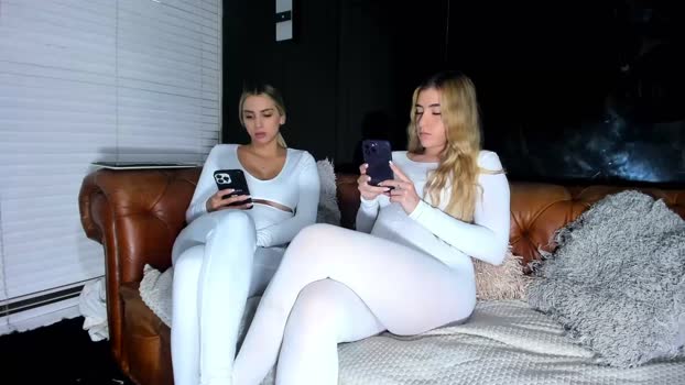 cuteanddesesperate hot Webcam SHOW @ Chaturbate 23-01-2026