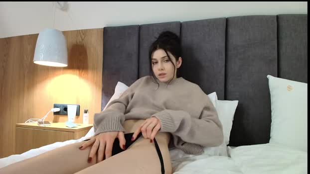 milla_bella fuckher Webcam SHOW @ Chaturbate 26-01-2026
