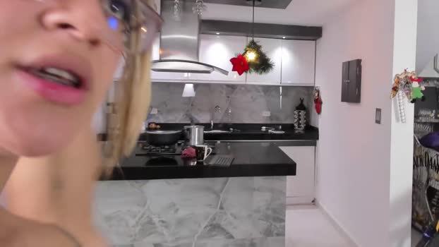 sexy_hot_friends_ prettyface Webcam SHOW @ Chaturbate 28-01-2026