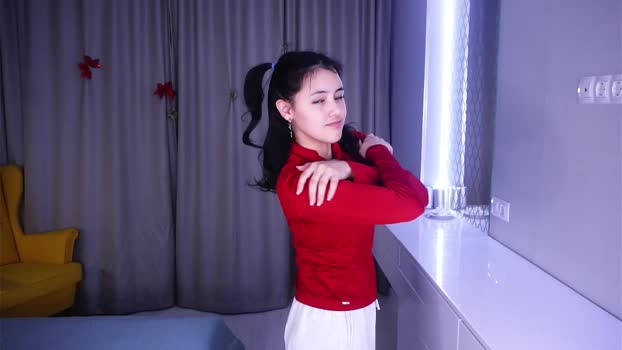 helgamartin Video Webcam SHOW @ Chaturbate 28-01-2026