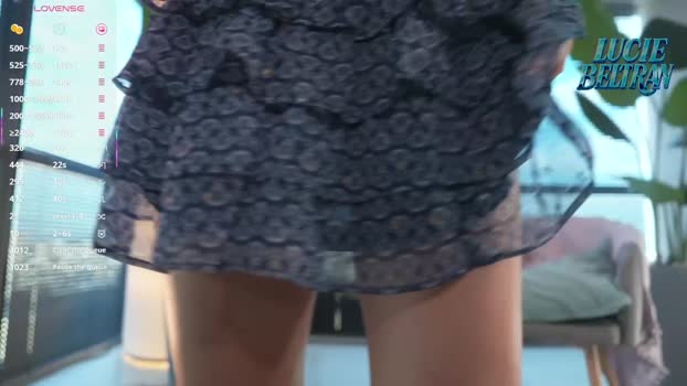 lucie_beltran lick Webcam SHOW @ Chaturbate 28-01-2026