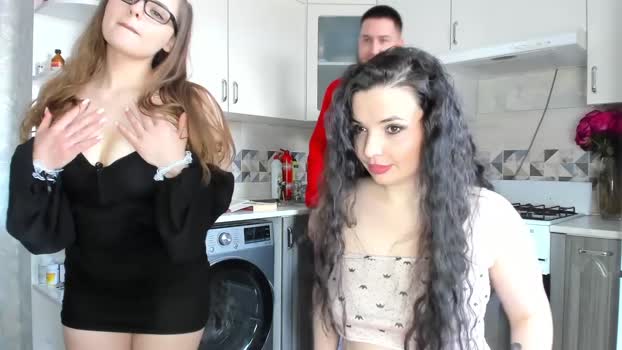 vitalina_company strip Webcam SHOW @ Chaturbate 30-01-2026