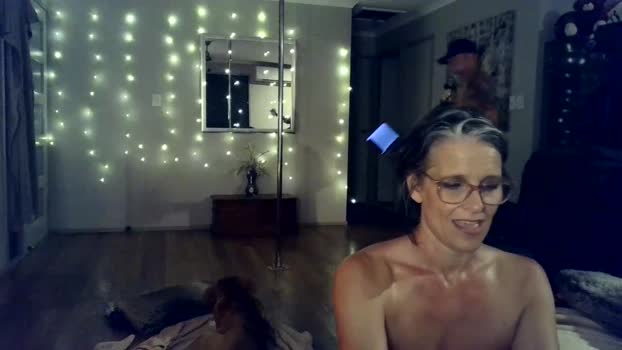 easygoingpeeps toy Webcam SHOW @ Chaturbate 01-02-2026