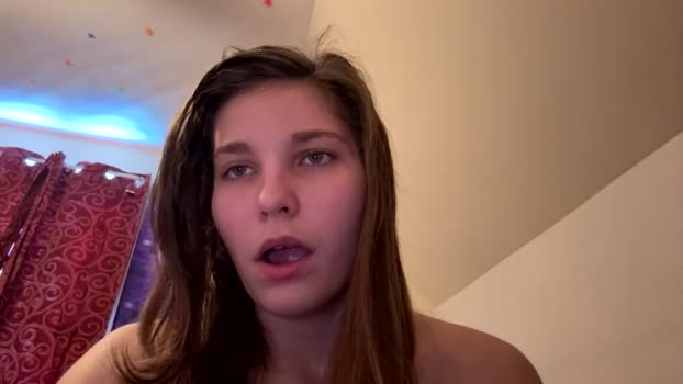 deepthroatqueen33 fuckface Webcam SHOW @ Chaturbate 02-02-2026