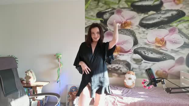 jennycutey playtime Webcam SHOW @ Chaturbate 02-02-2026