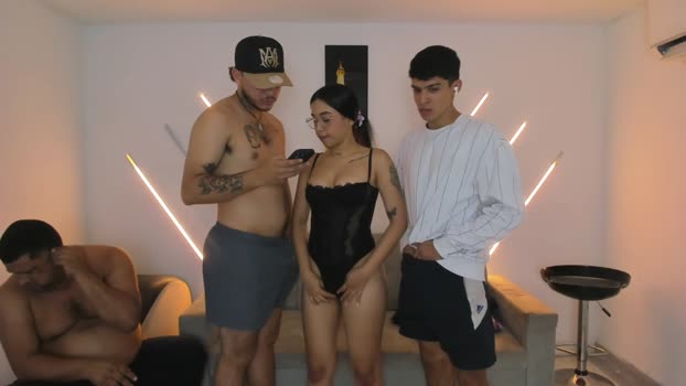 nympho_nathy_sophi hardcore Webcam SHOW @ Chaturbate 02-02-2026