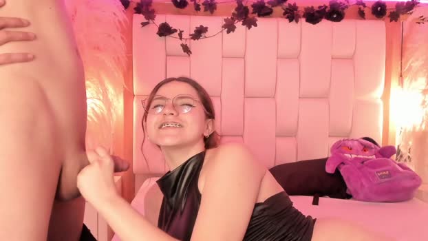daphne_and_roger beautiful Webcam SHOW @ Chaturbate 02-02-2026