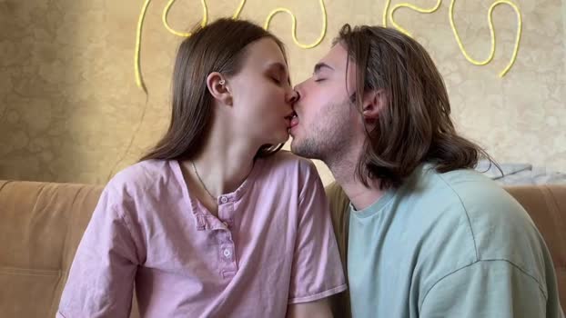 eva_calvin kiss Webcam SHOW @ Chaturbate 03-02-2026