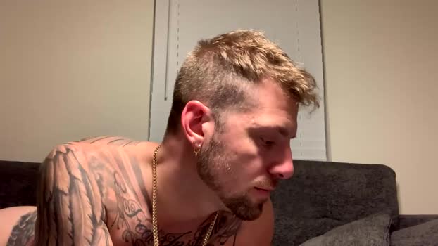 lilslutxxxbangz spank Webcam SHOW @ Chaturbate 03-02-2026