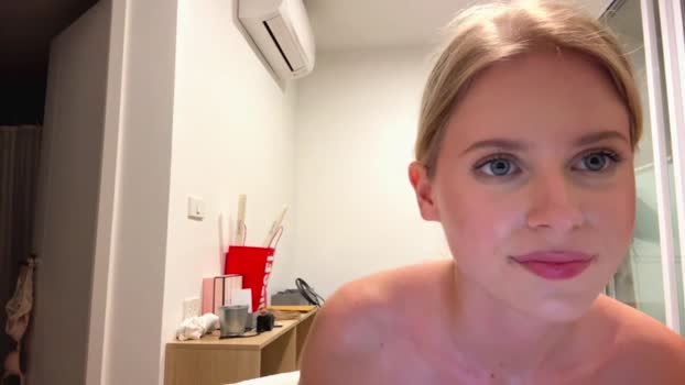 laraineprada XXX Webcam SHOW @ Chaturbate 03-02-2026