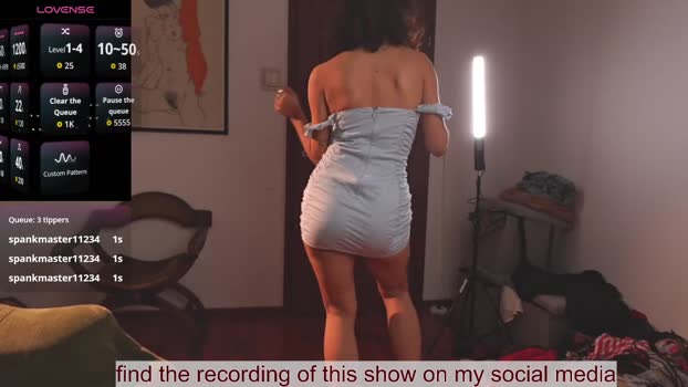 venus_in_jeans fuckme Webcam SHOW @ Chaturbate 03-02-2026