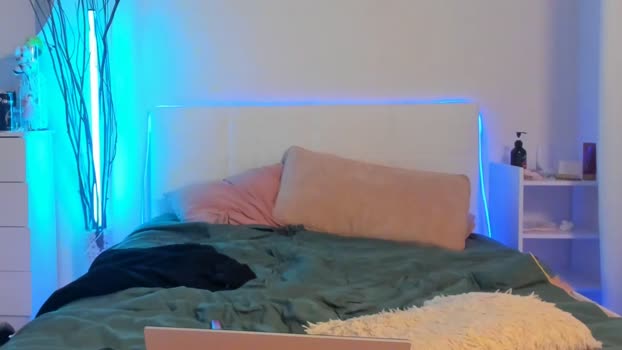 santythousand play Webcam SHOW @ Chaturbate 05-02-2026